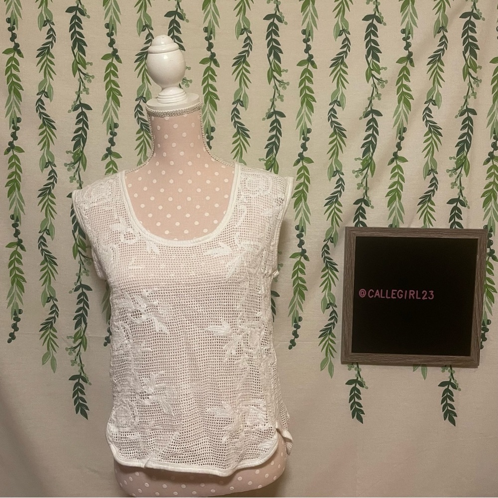 Size S Banana Republic White Mesh Shirt A2